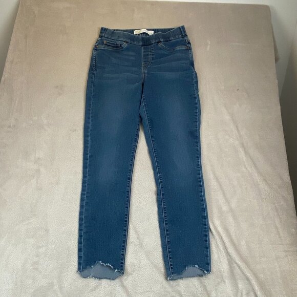Signature By Levi's Woman's Jeans 8L Totally Shaping Pull-On Skinny 29x32 Medium - Picture 12 of 12